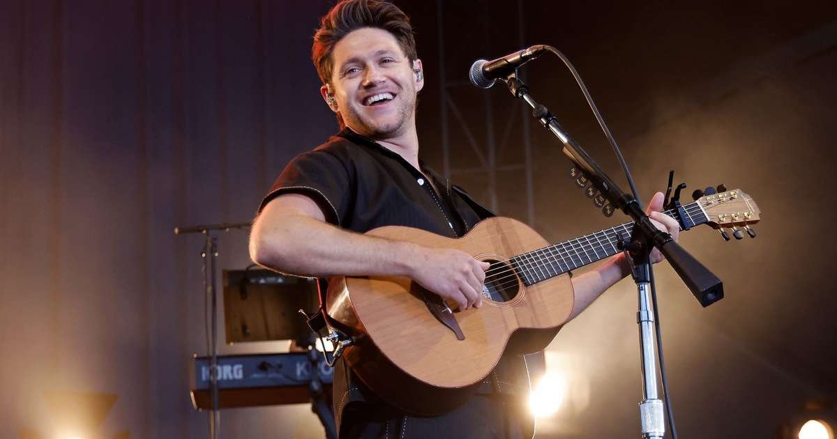 Niall Horan, do One Direction, revela medo de precisar de prótese de quadril