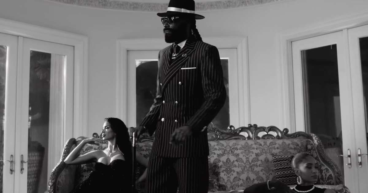 Snoop Dogg Lança o Single ‘Stop Counting My Poccets’ Snoop Dogg Lança o Single ‘Stop Counting My Poccets’