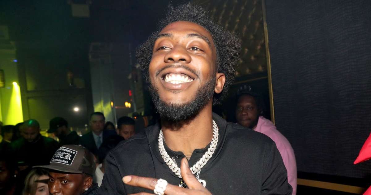 Desiigner é preso por acusação de violência doméstica na Carolina do Sul Desiigner é preso por acusação de violência doméstica na Carolina do Sul