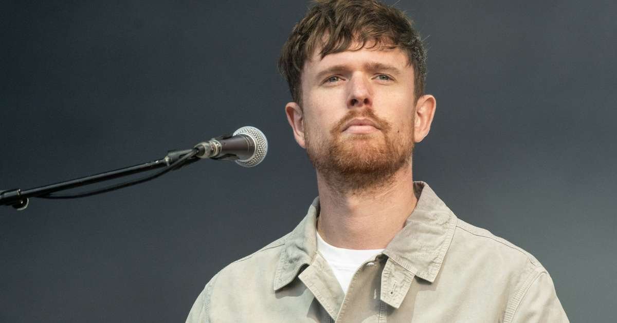 James Blake Solicita Remoção de Créditos em Faixa de Kanye West