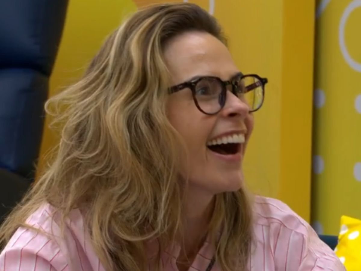 BBB 26: Ana Paula Desperta Brothers ao Som de ‘Macarena’ em Sua Primeira Liderança BBB 26: Ana Paula Desperta Brothers ao Som de ‘Macarena’ em Sua Primeira Liderança