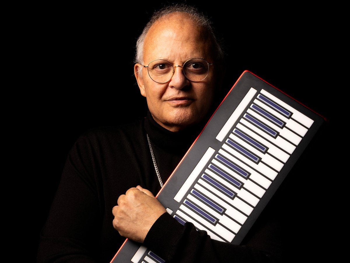 UBC Homenageia Guilherme Arantes com Medalha 2026 em Comemoração aos 50 Anos de Carreira