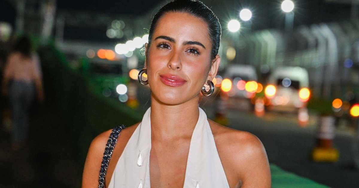 Ana Morais Reflete Sobre Nepotismo Após Estreia no Lollapalooza