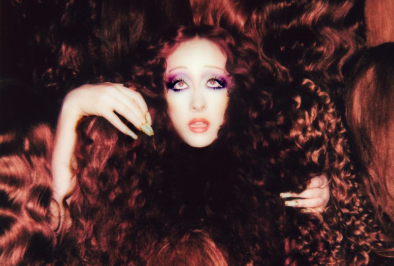 Chappell Roan Brilha em Sua Estreia no Lollapalooza Brasil Chappell Roan Brilha em Sua Estreia no Lollapalooza Brasil