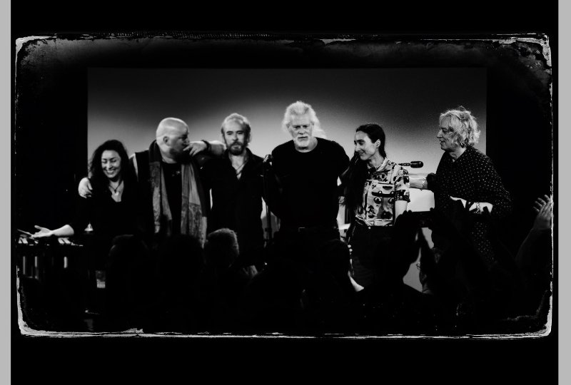 Supergrupo Drink the Sea: Uma Estreia Brilhante no Brasil Supergrupo Drink the Sea: Uma Estreia Brilhante no Brasil