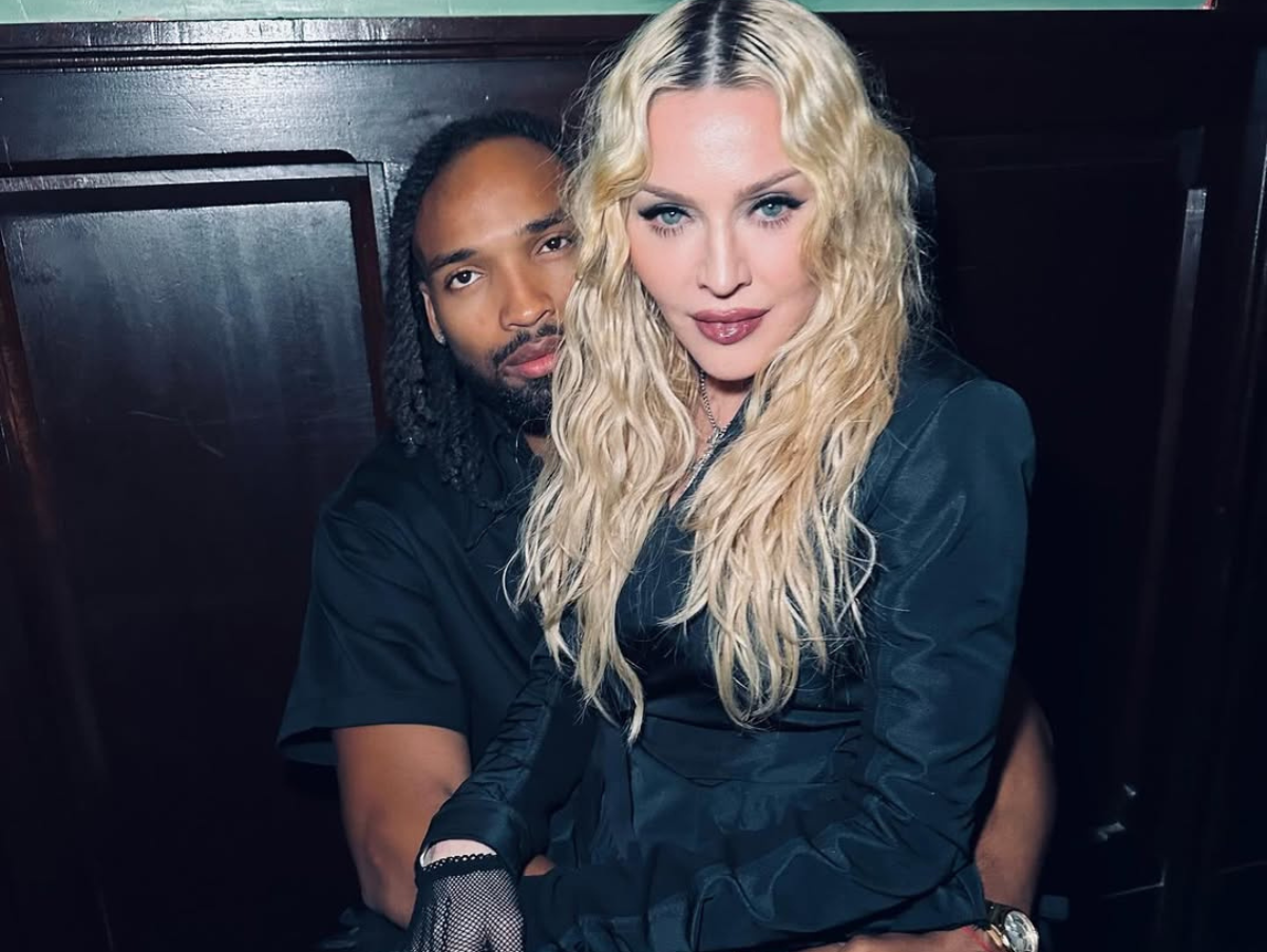 Namorado de Madonna se Destaca ao Usar Arte de ‘Confessions II’ em Seu Perfil