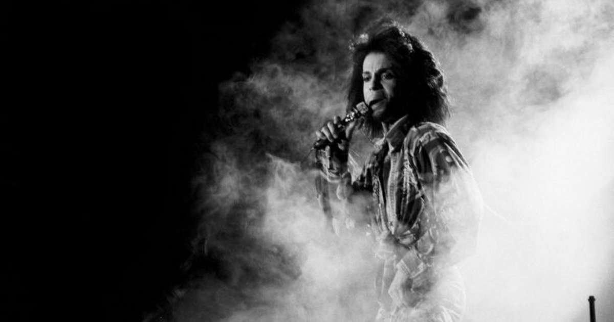 10 Anos Sem Prince: 5 Momentos Icônicos na História do Cantor