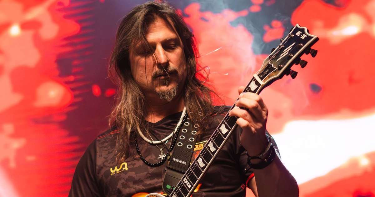 Reflexões de Rafael Bittencourt sobre a Paternidade e a Transição de Gênero