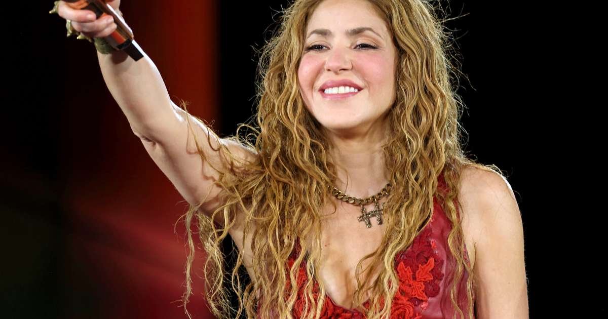 Shakira Abre Votação para Definir Setlist e Convidado Brasileiro em Show em Copacabana