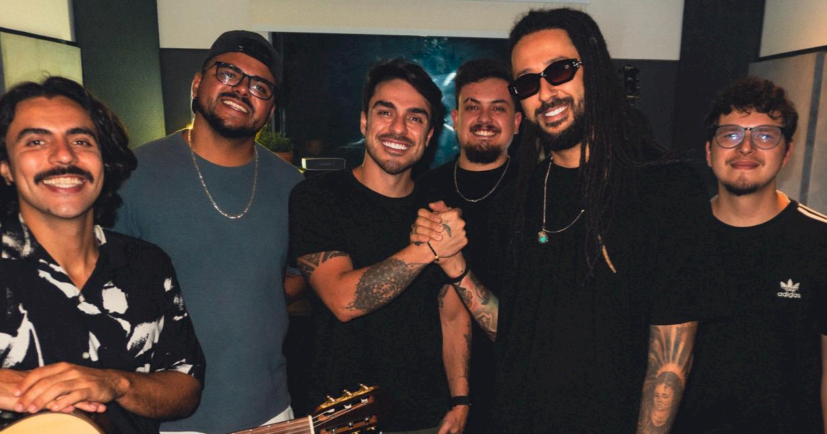 Nova Parceria de Voraz e Julies no Reggae Nacional com Whindersson Nunes Nova Parceria de Voraz e Julies no Reggae Nacional com Whindersson Nunes