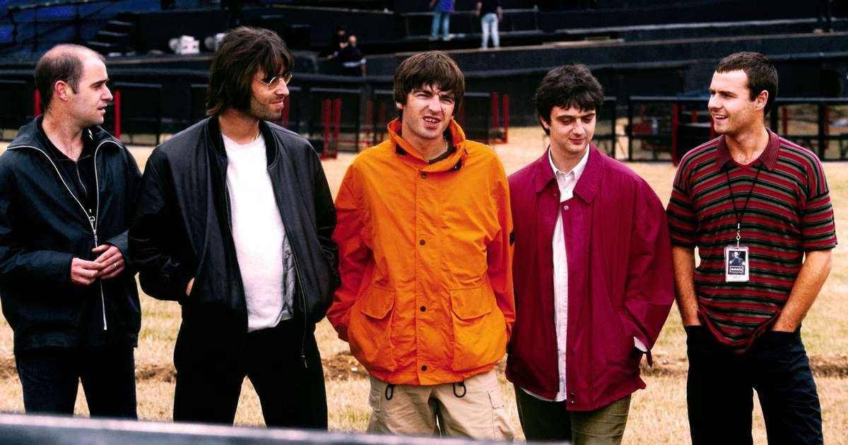 Ex-integrantes do Oasis, Alan White e Paul McGuigan, serão incluídos no Rock Hall após serem inicialmente ignorados