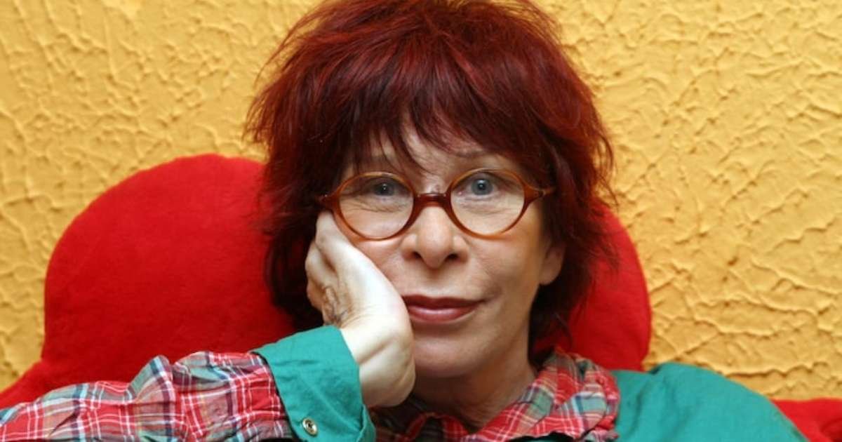 Fãs Descobrem Clipe Inédito de Rita Lee e Mobilizam Redes Sociais Fãs Descobrem Clipe Inédito de Rita Lee e Mobilizam Redes Sociais