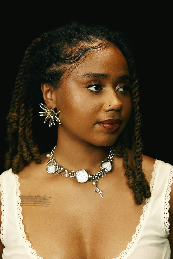 Melly se apresenta na Autêntica durante reta final da turnê de “Amaríssima” Melly se apresenta na Autêntica durante reta final da turnê de “Amaríssima”