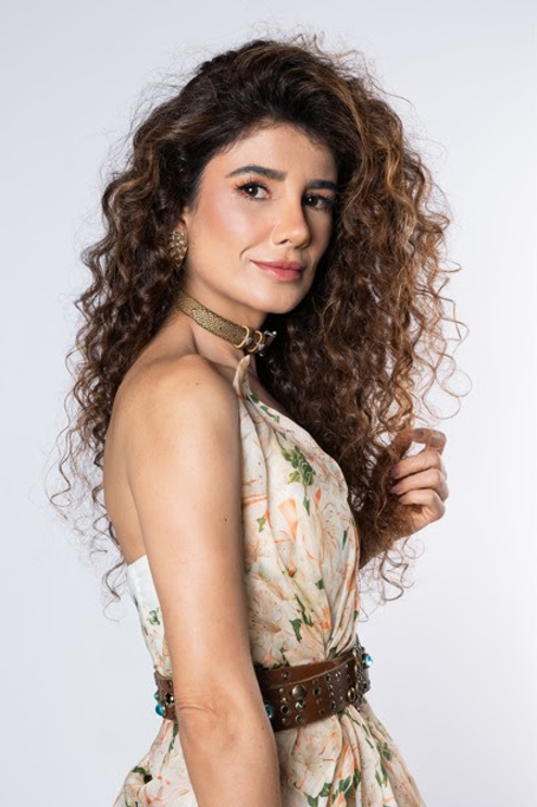 Paula Fernandes Anuncia Novas Participações para o DVD ’30 e Poucos Anos’ em São Paulo