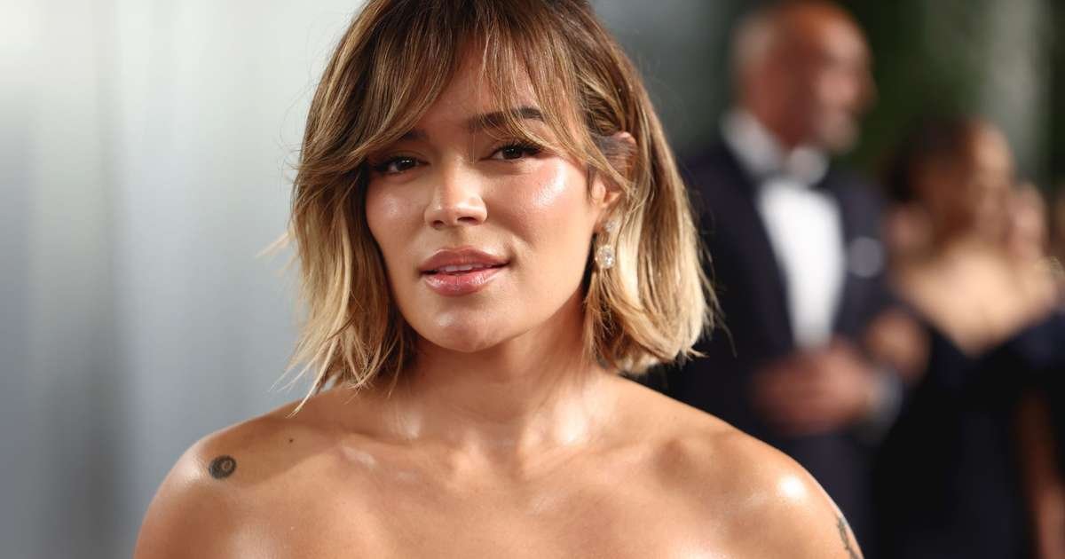 Karol G e os Cuidados com o Visto no Coachella