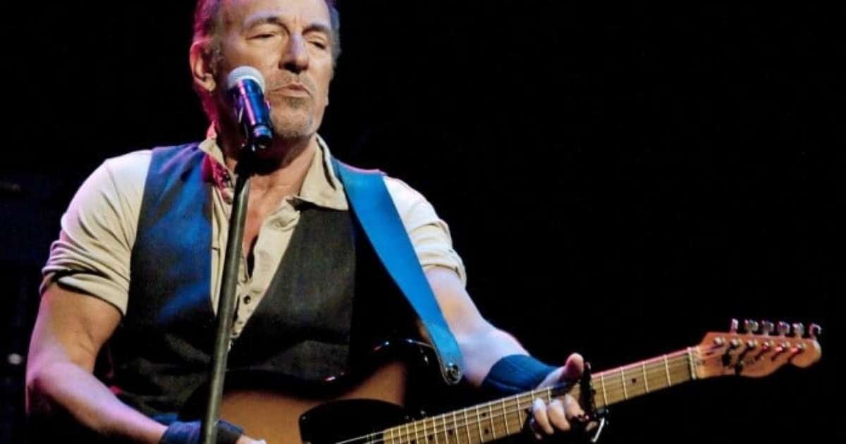 Bruce Springsteen Inicia Turnê com Críticas a Trump: O Poder do Rock Bruce Springsteen Inicia Turnê com Críticas a Trump: O Poder do Rock