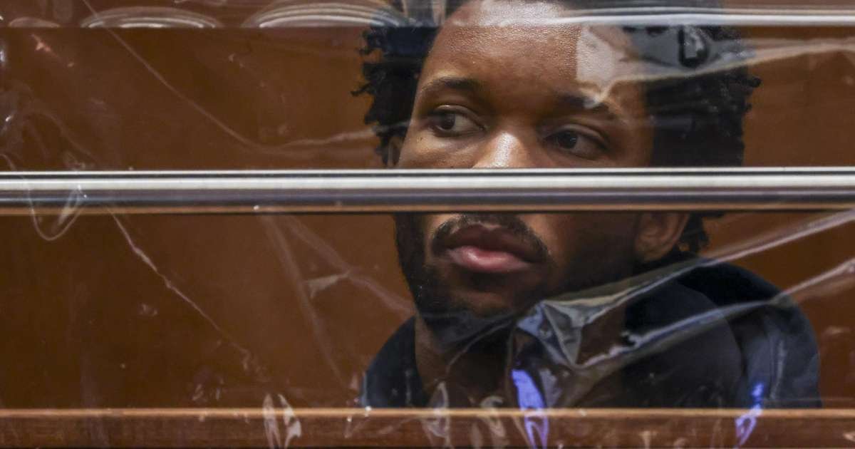 Cantor D4vd Envolvido em Caso de Violência Grave em Los Angeles