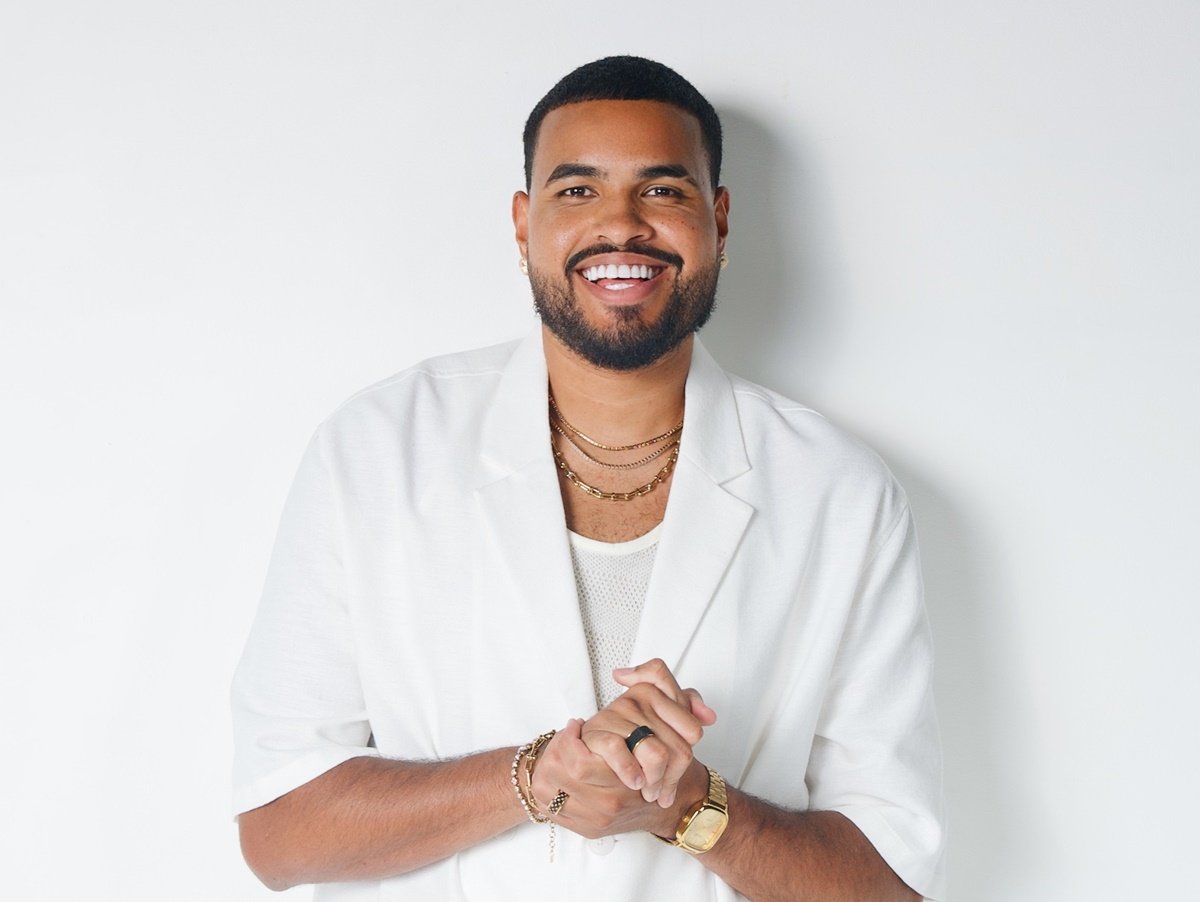 Yan Revela Colaborações Especiais em Seu Novo Audiovisual