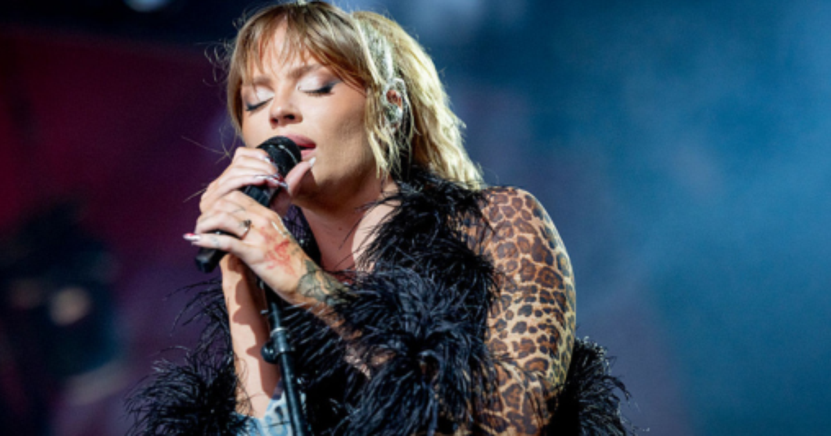 Luísa Sonza Celebra Estreia no Coachella com Brutal Paraíso