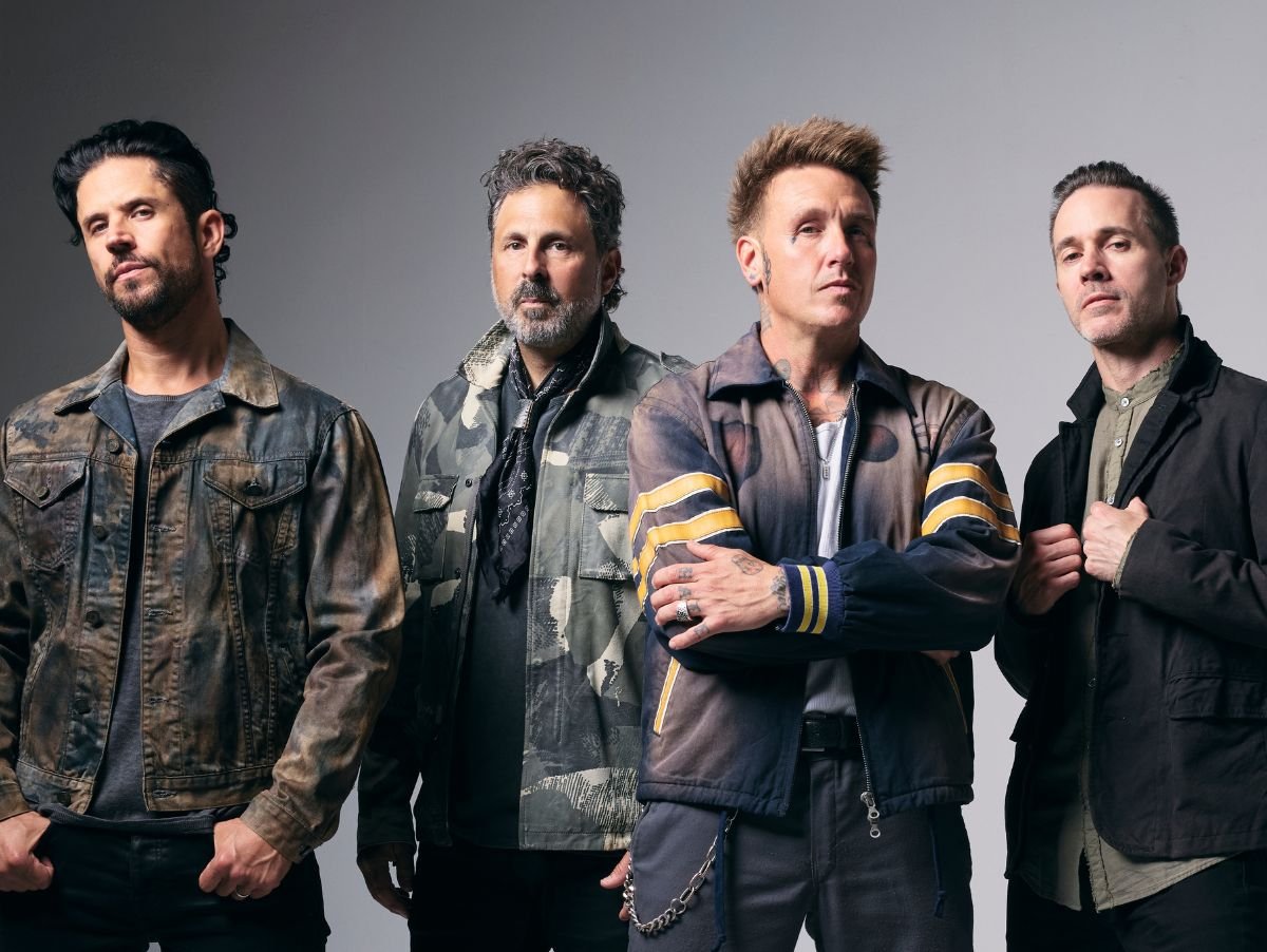 Papa Roach promete álbum “cheio de surpresas” e confirma retorno ao Brasil Papa Roach promete álbum “cheio de surpresas” e confirma retorno ao Brasil