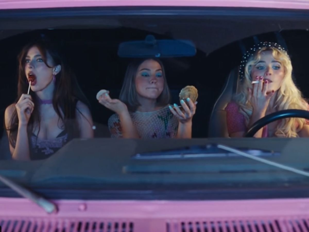 Sabrina Carpenter Anuncia 3º Clipe do Álbum ‘Man’s Best Friend’: Confira o Teaser Sabrina Carpenter Anuncia 3º Clipe do Álbum ‘Man’s Best Friend’: Confira o Teaser