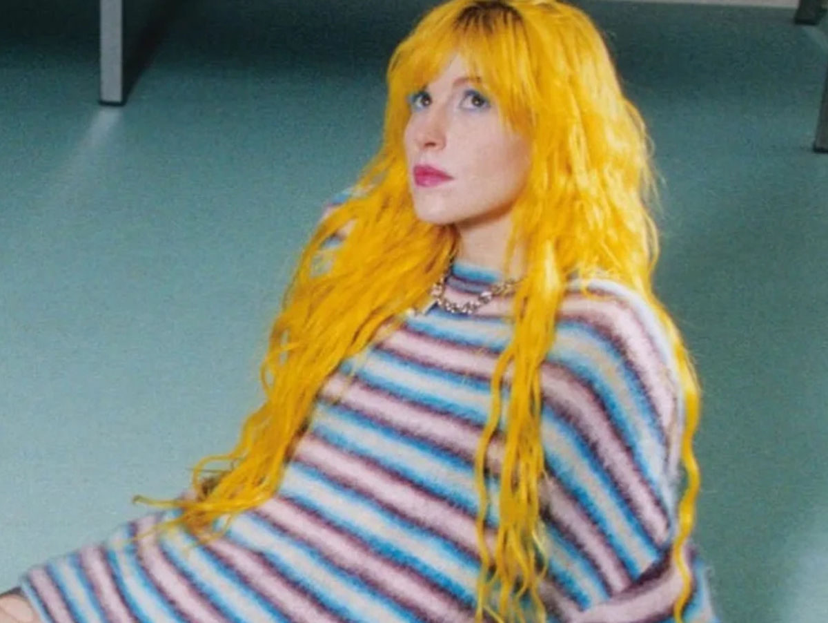 Hayley Williams no Brasil: Mudança de Data e Caos na Pré-venda