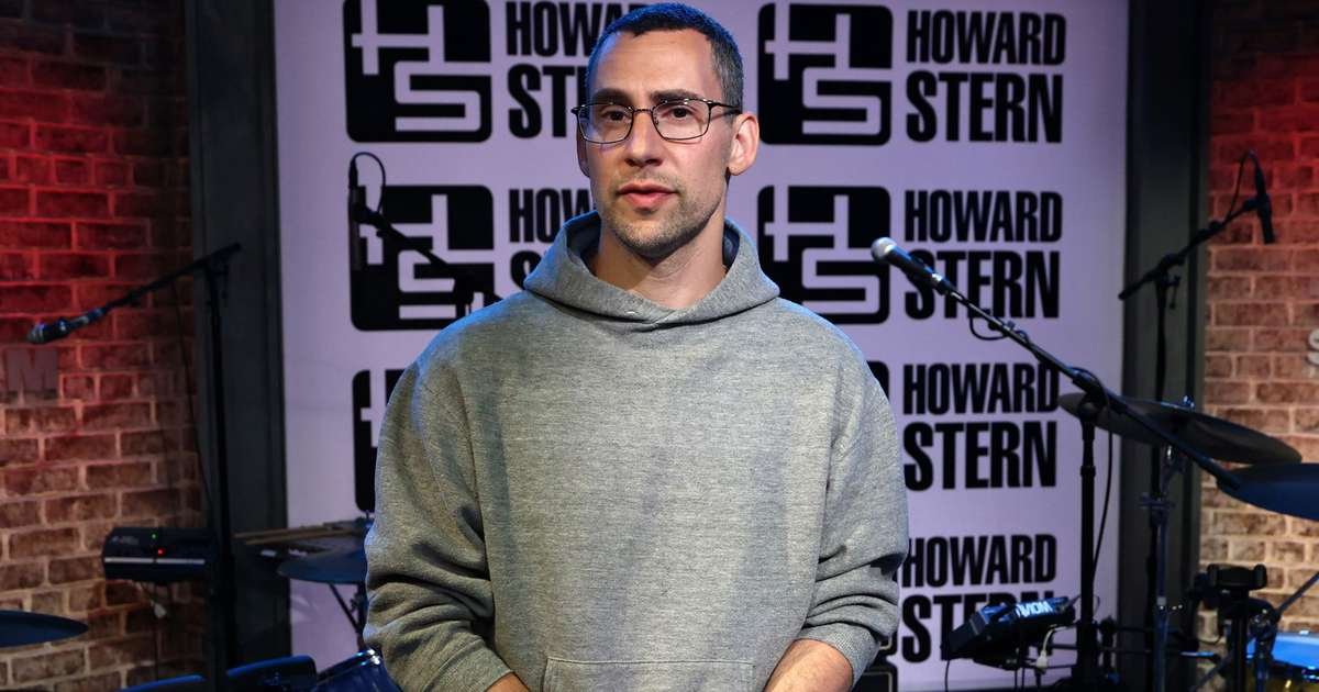 Jack Antonoff critica o uso de IA na música e se manifesta sobre a criação artística