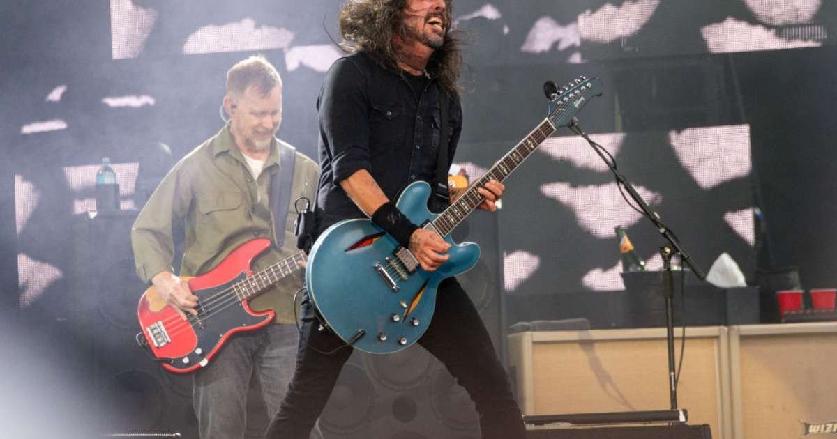 Foo Fighters Misturam Zumbis e Rock em ‘Spit Shine’