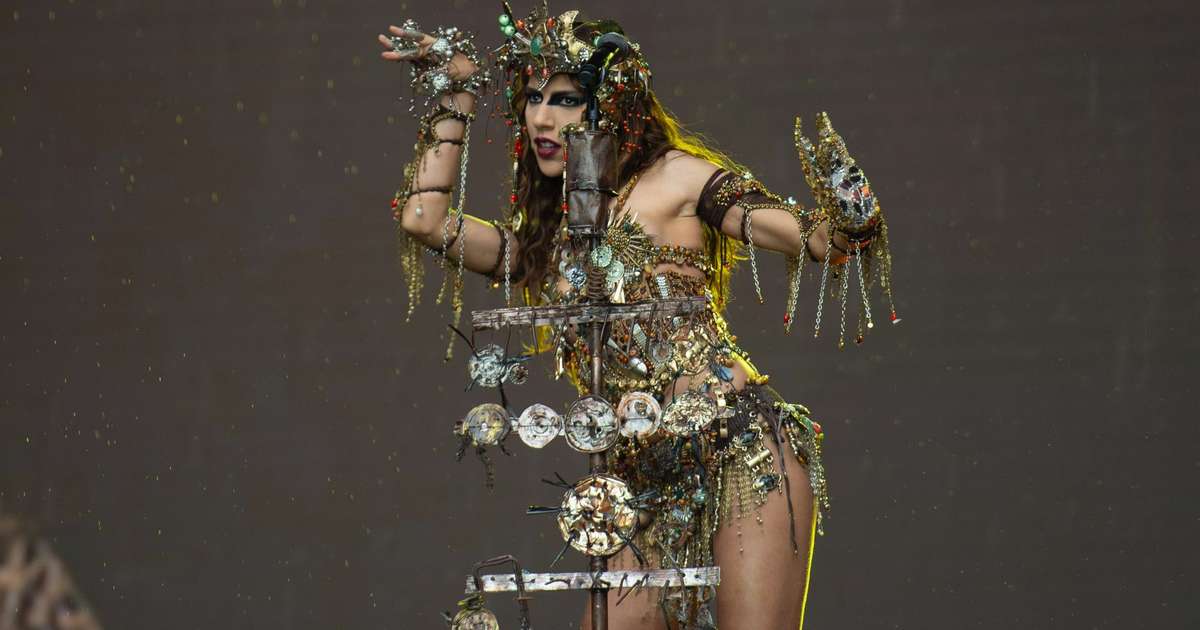 Marina Sena Brilha com Show Impactante na Virada Cultural