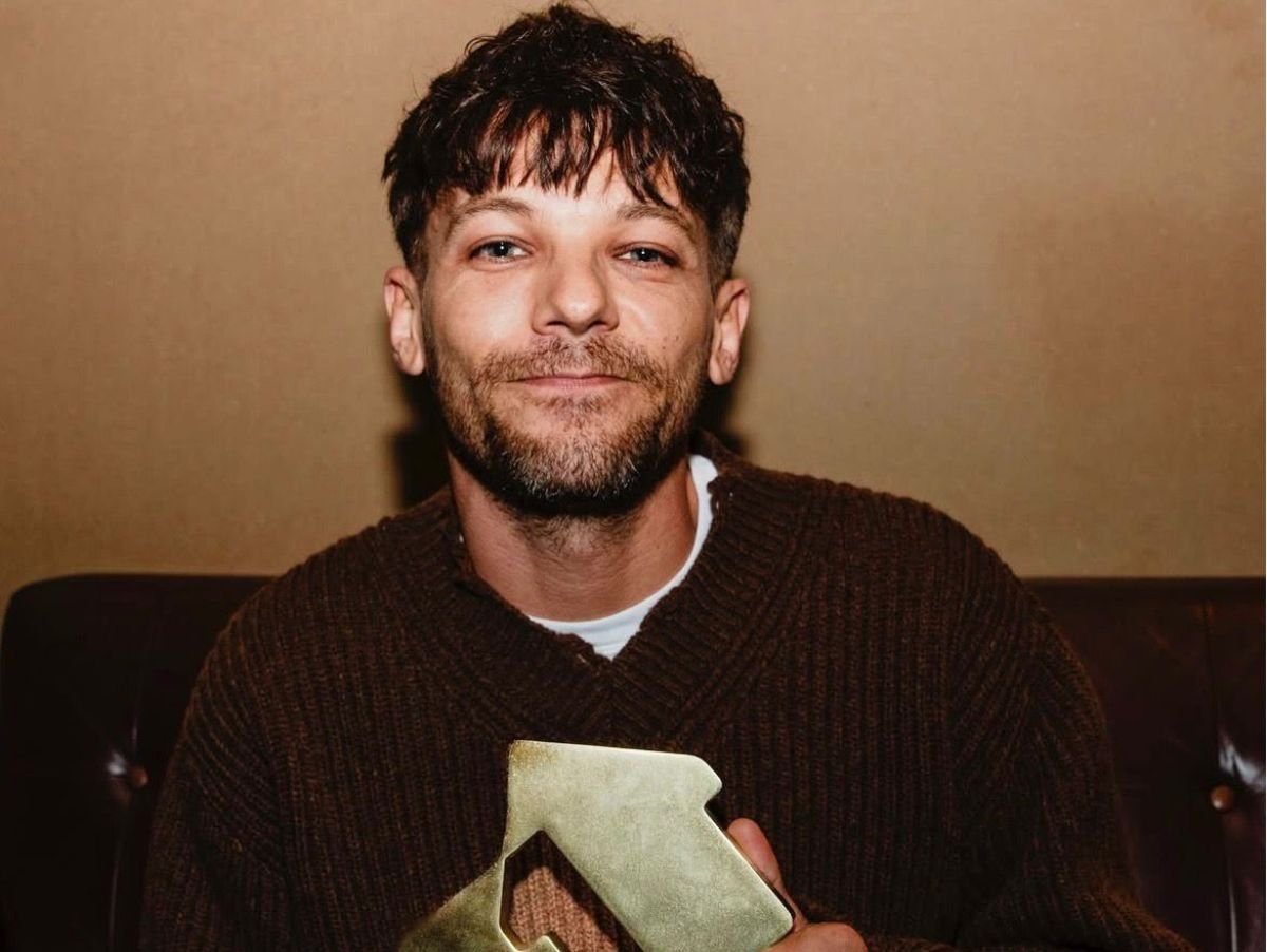 Louis Tomlinson Considera Convidar Artistas Brasileiros para sua Turnê no Brasil Louis Tomlinson Considera Convidar Artistas Brasileiros para sua Turnê no Brasil
