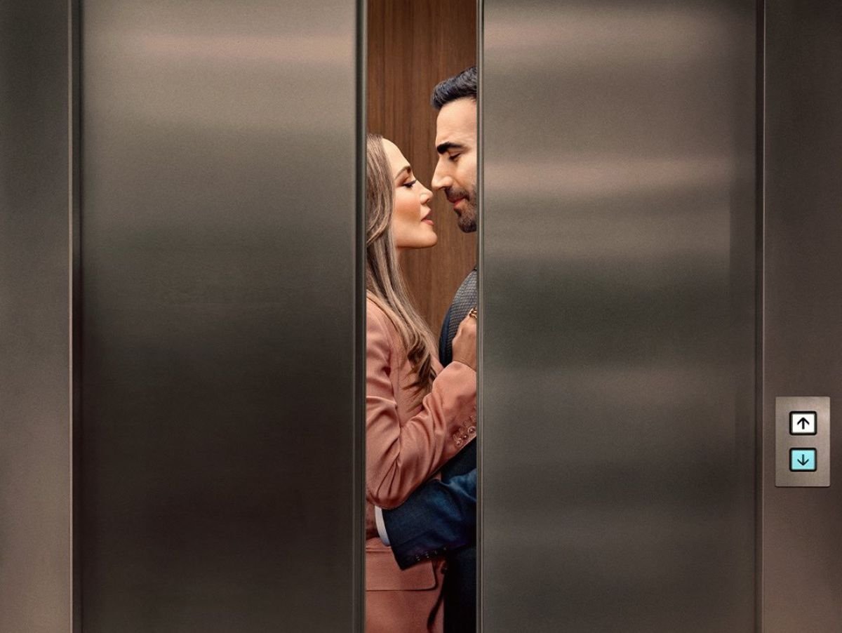 Jennifer Lopez e Brett Goldstein: Química Perfeita em Office Romance