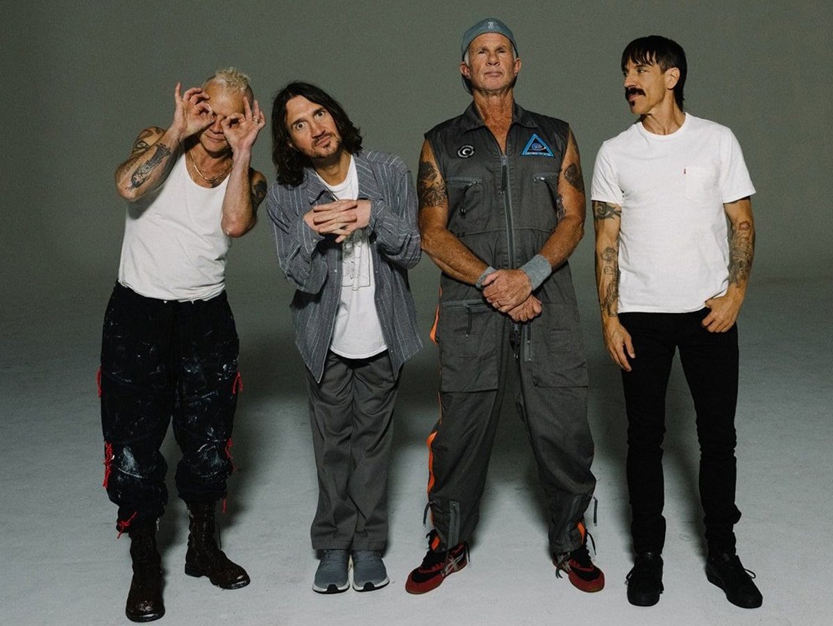 Red Hot Chili Peppers vende catálogo gravado por mais de US$ 300 milhões à Warner