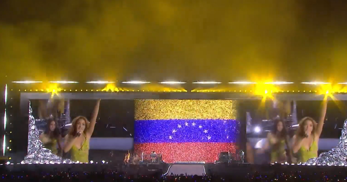 Shakira Encanta no Megashow em Copacabana: Imagens e Destaques