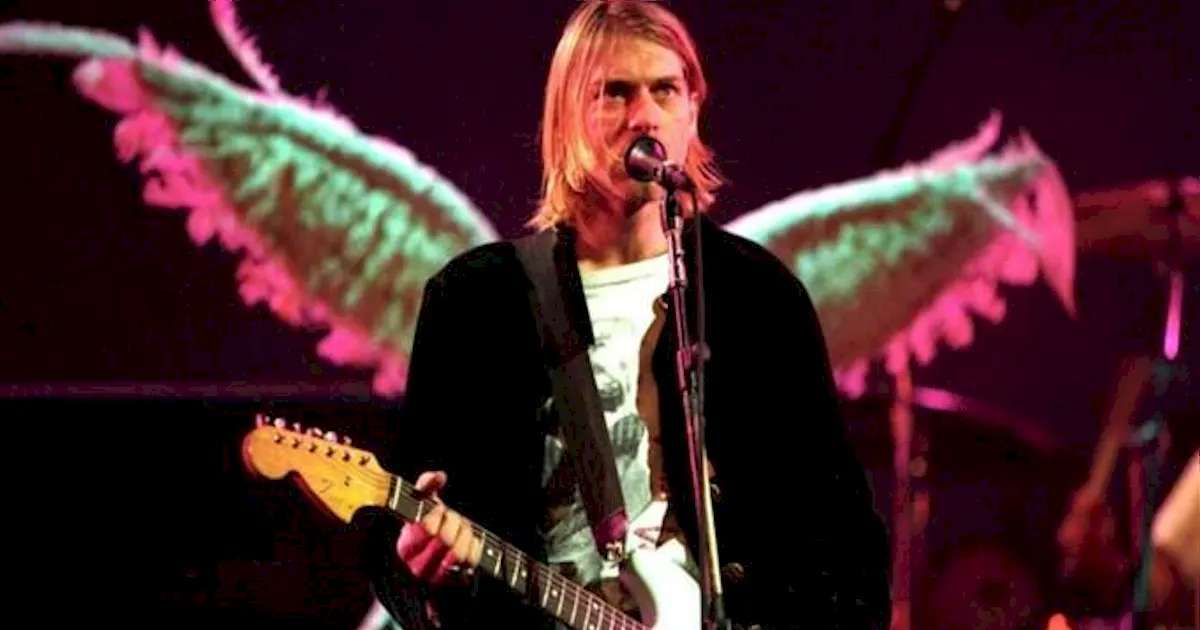 Kurt Cobain e a Música do Nirvana que Ele Sentia Vergonha de Tocar Kurt Cobain e a Música do Nirvana que Ele Sentia Vergonha de Tocar